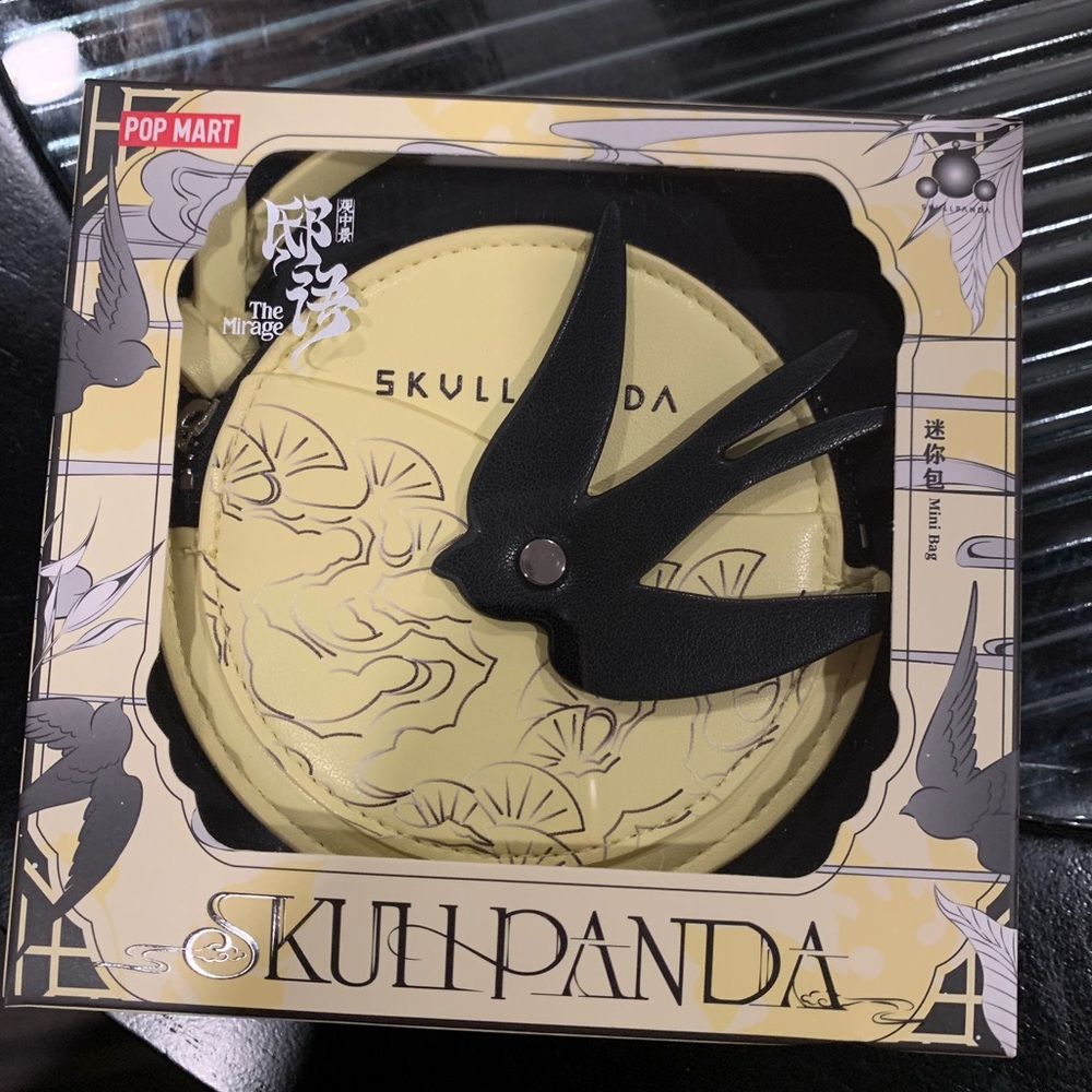 Skull Panda Pop Mart the Mirage mini bag